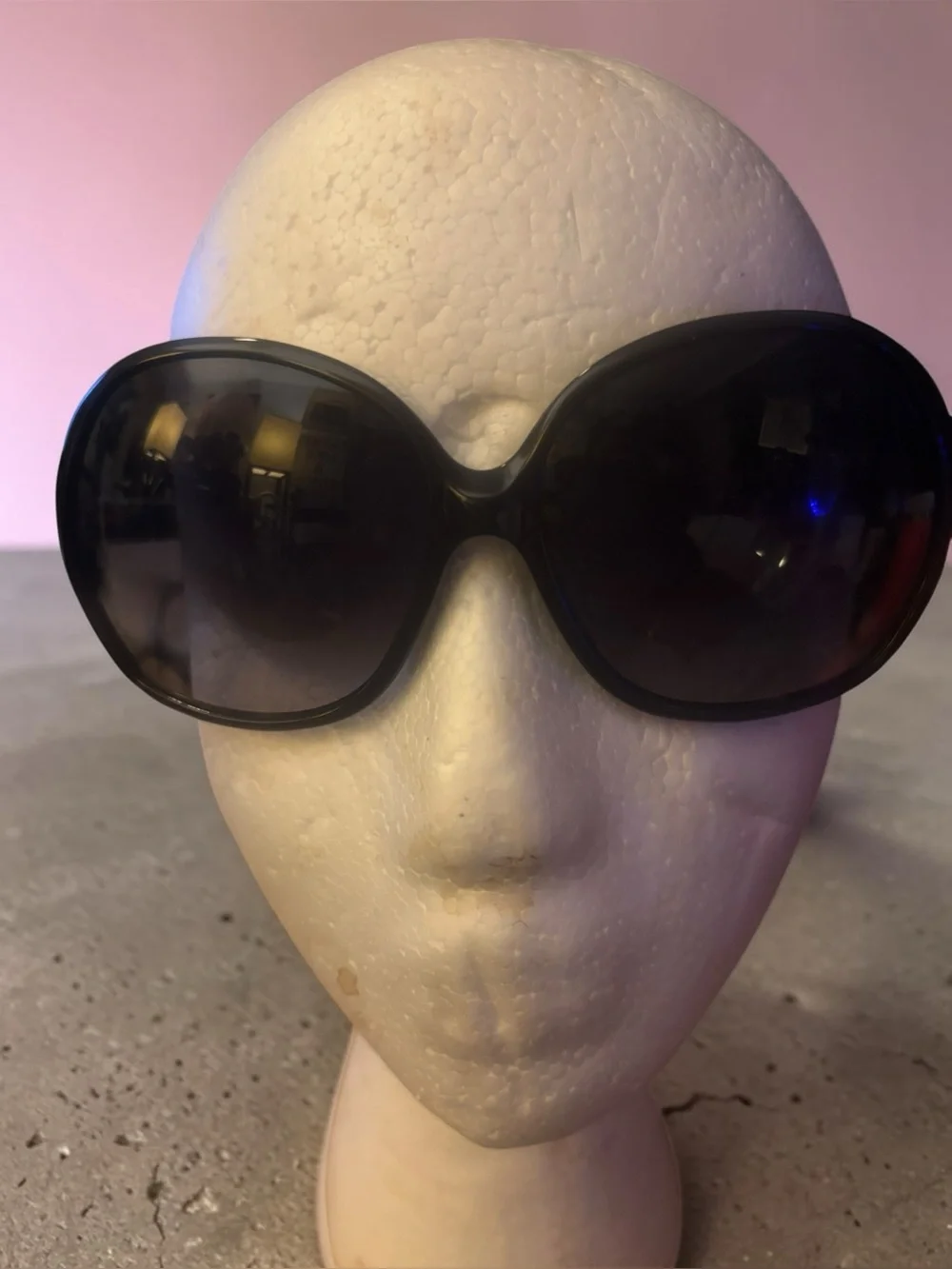 Tory Burch Oversized Black Gradient Sunglasses Gold Hardware